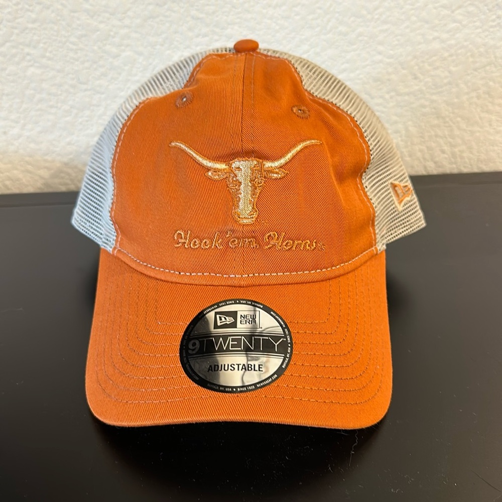 NEW Men’s UT longhorns SnapBack hat